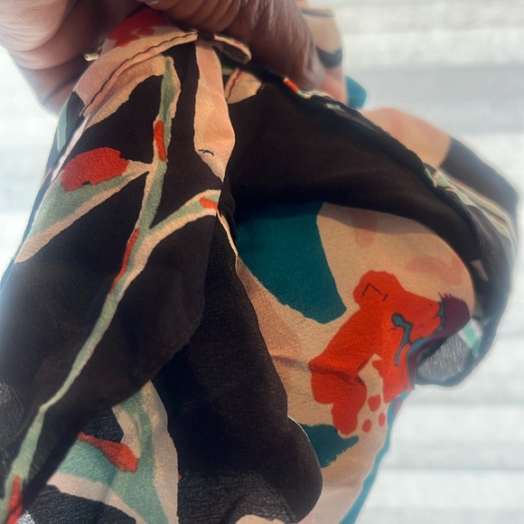 Scarf - Picture 1 of 1